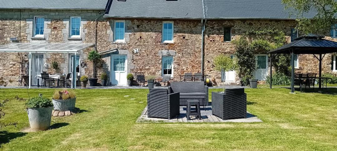 Montpinchon Chambres D'Hotes La Clef Des Champs المظهر الخارجي الصورة