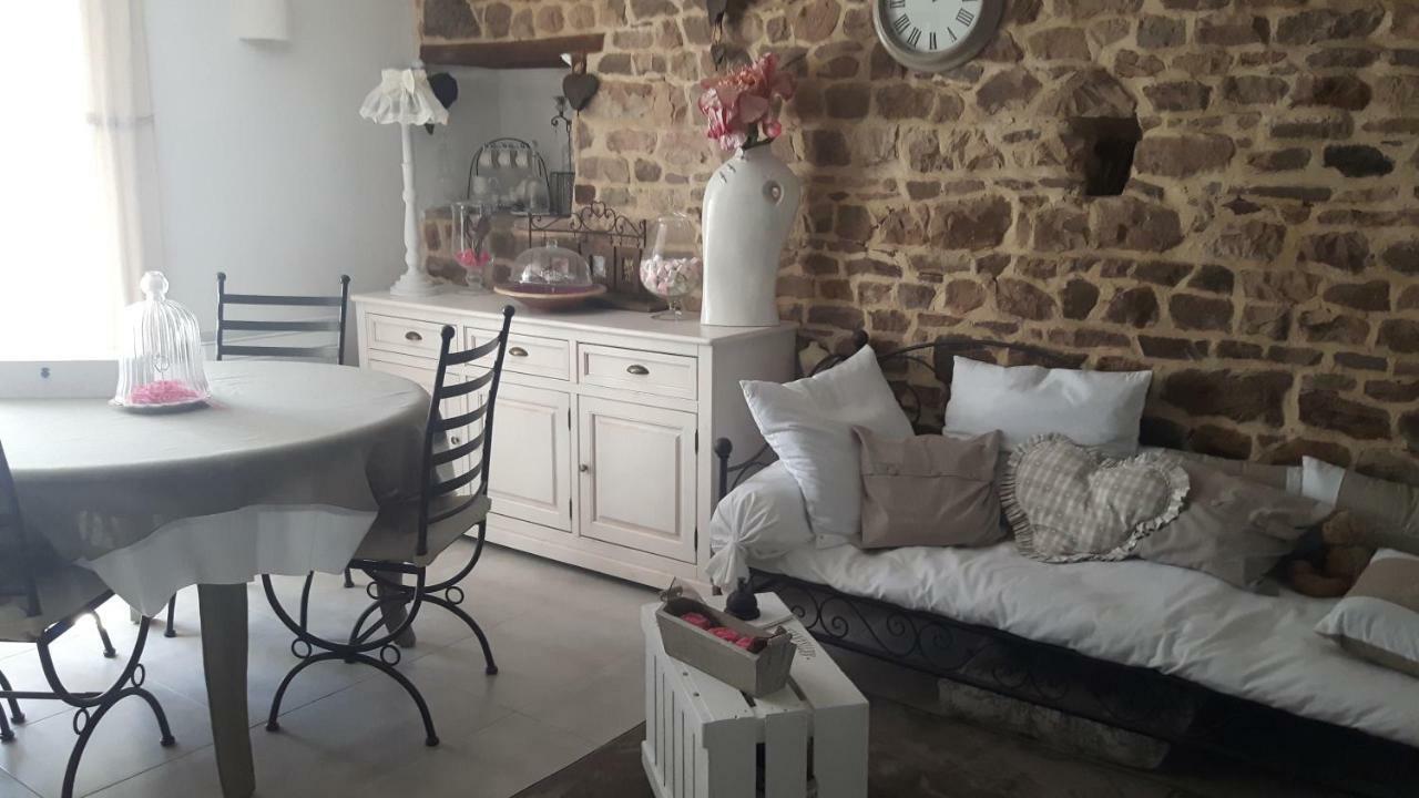 Montpinchon Chambres D'Hotes La Clef Des Champs المظهر الخارجي الصورة